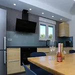 House Kreso * Brodarica