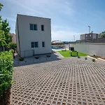 House Kreso Nyaraló *
