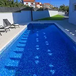 House Kreso Nyaraló