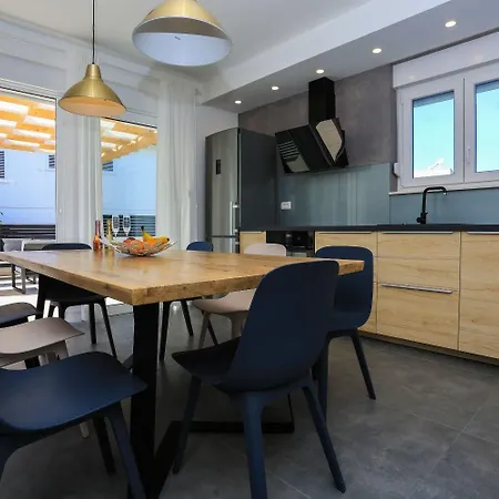 House Kreso Hébergement de vacances *