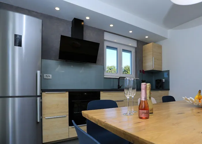 House Kreso * Brodarica (Sibenik-Knin)